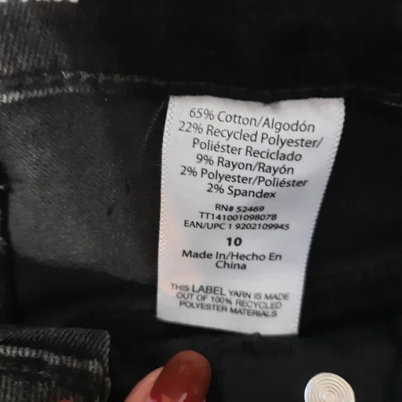 Nwt Time and Tru Black  Denim Shorts Size 10 - Picture 4 of 9